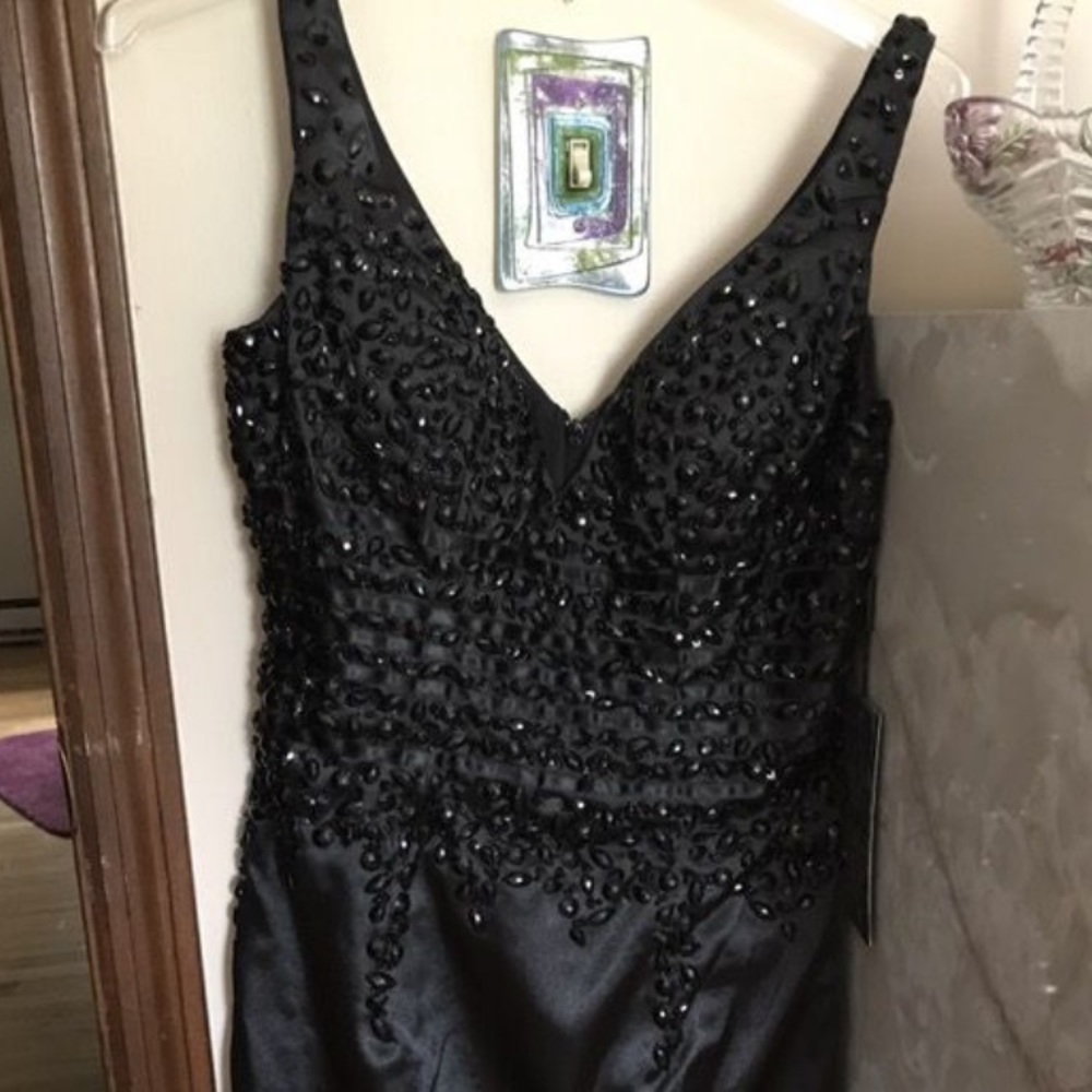 Formal short dress